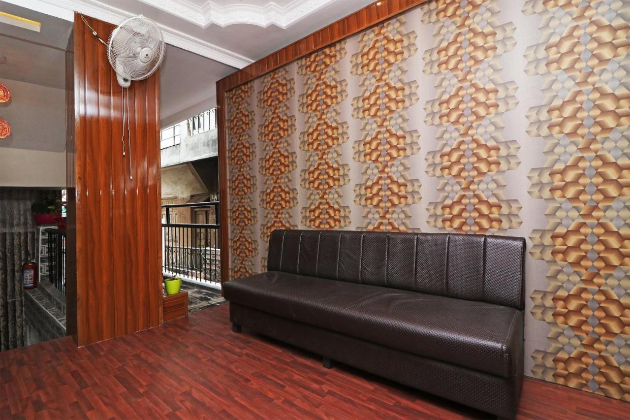 Oyo Hotel Prerna Rāipur Exteriör bild