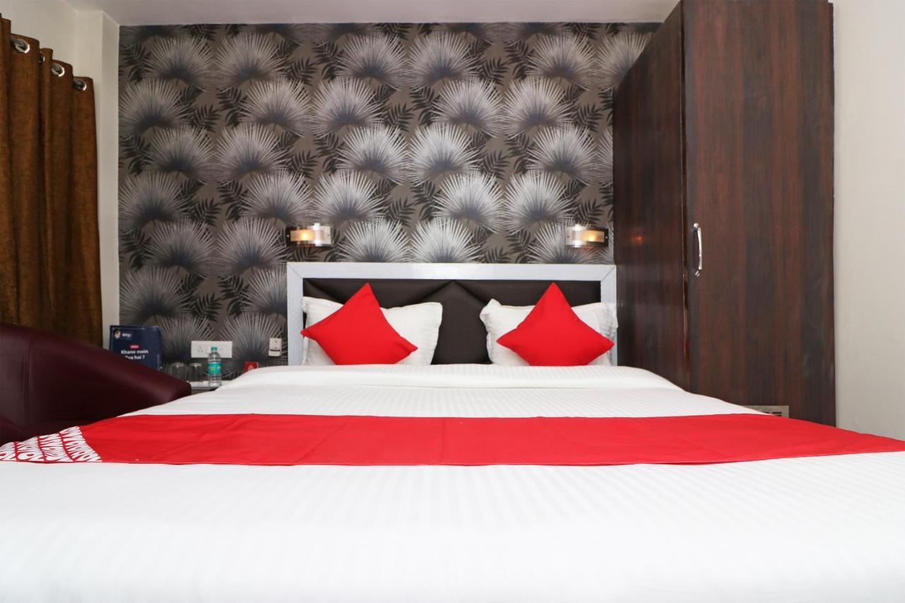 Oyo Hotel Prerna Rāipur Exteriör bild