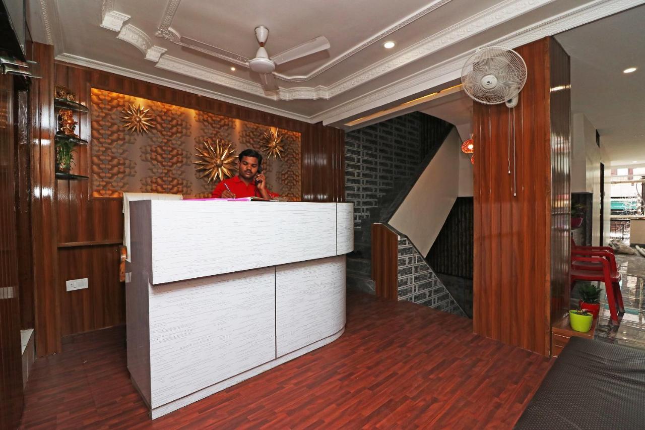 Oyo Hotel Prerna Rāipur Exteriör bild