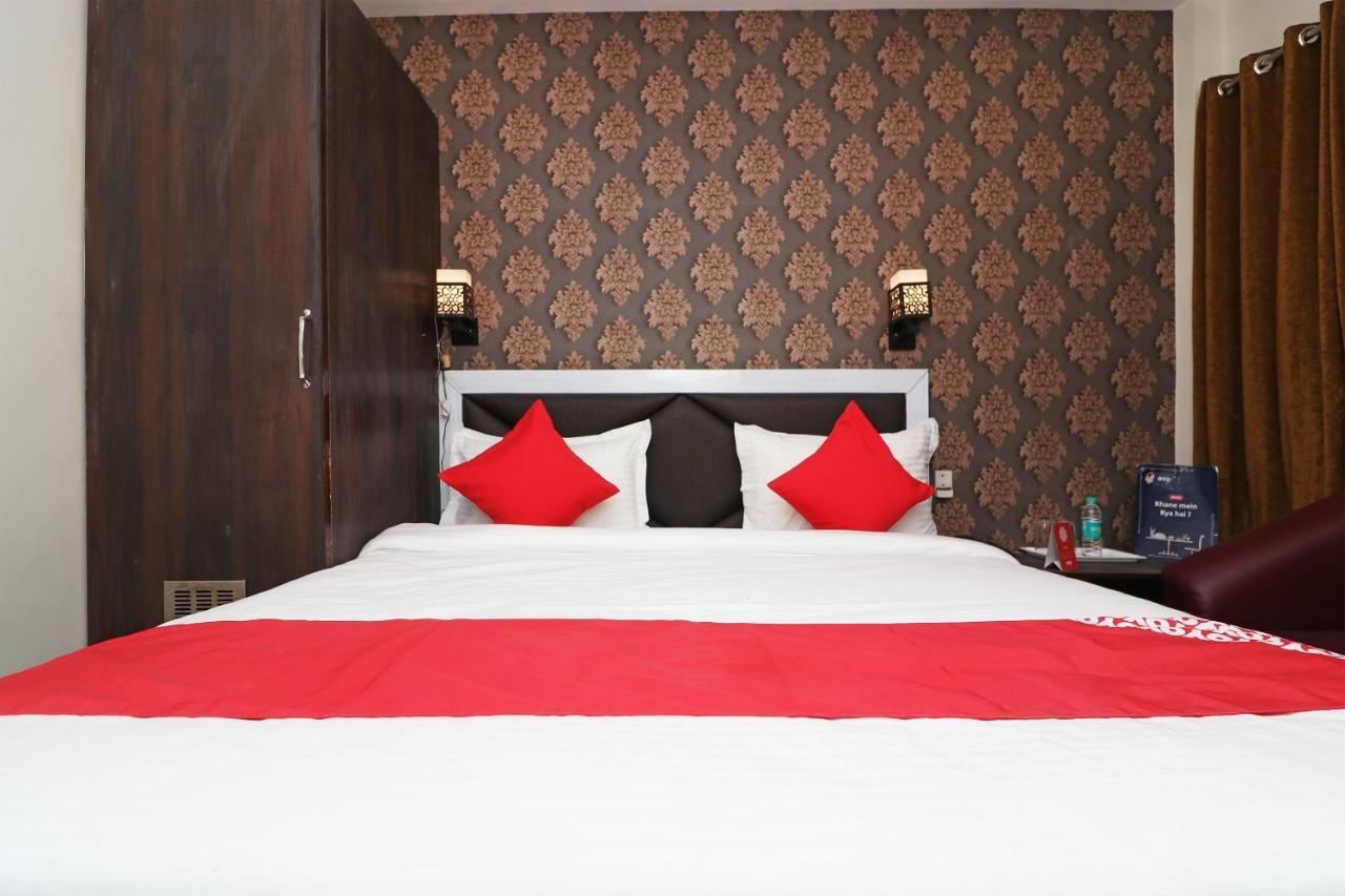 Oyo Hotel Prerna Rāipur Exteriör bild